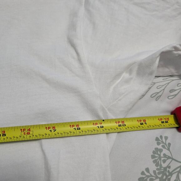 Kozik X Kidrobot Smorking labbit Tshirt Sz Med Y2K - Picture 6 of 9